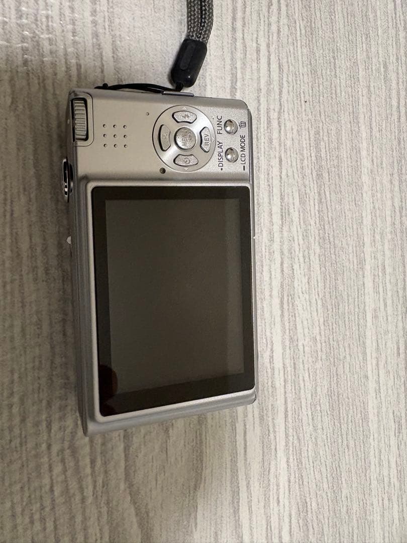 LUMIX コンパクトデジタルカメラ シルバー