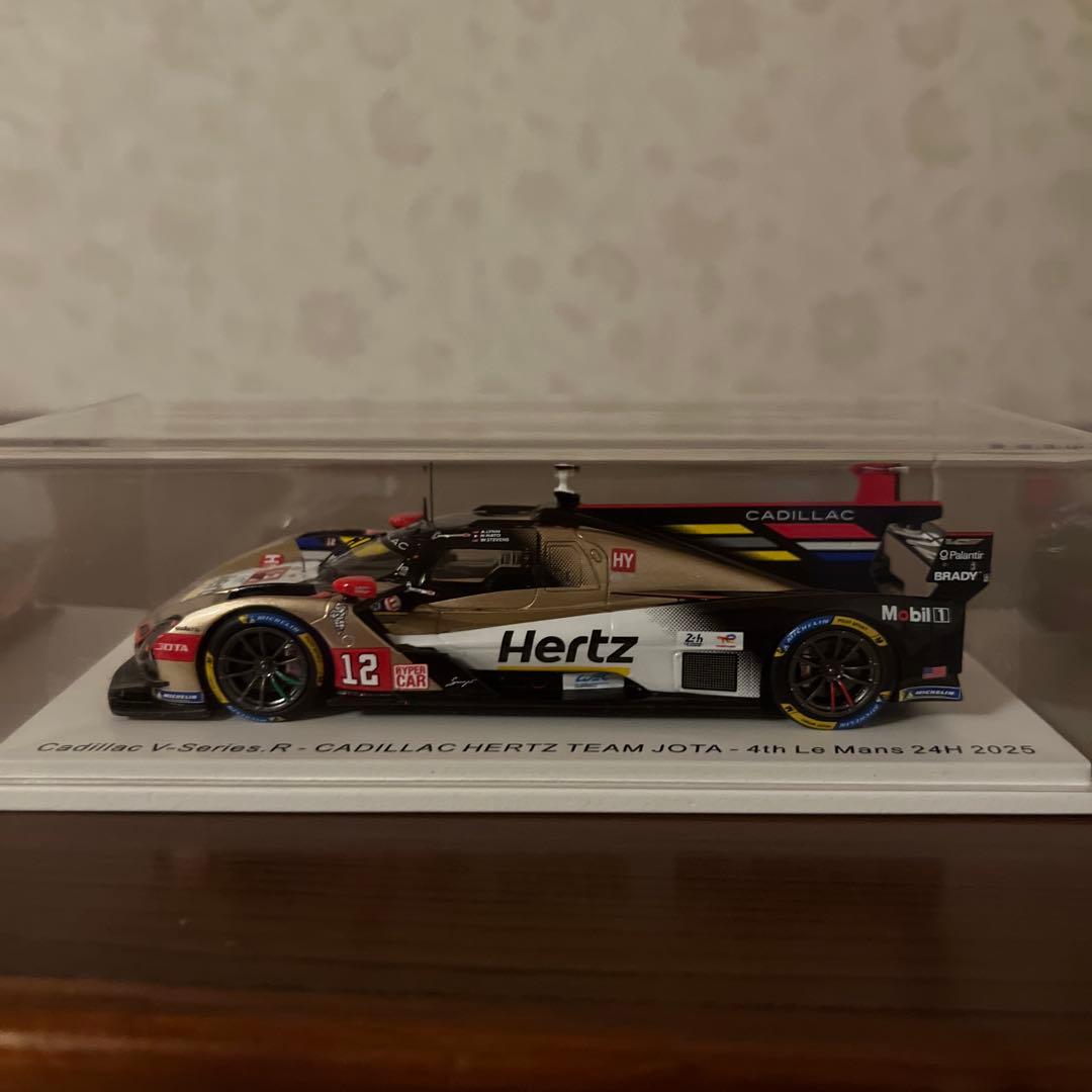 ミニカー Cadillac V-Series R HERTZ TEAM JOTA 2025