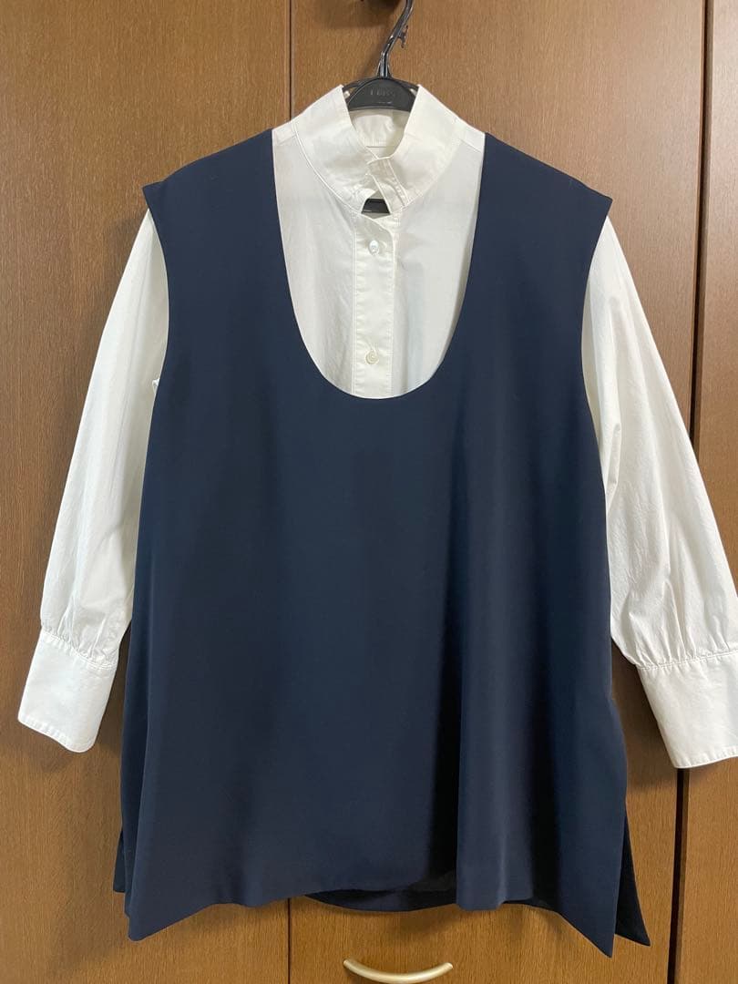 シーマリー cccmalie⭐︎Uネックベスト⭐︎ネイビー