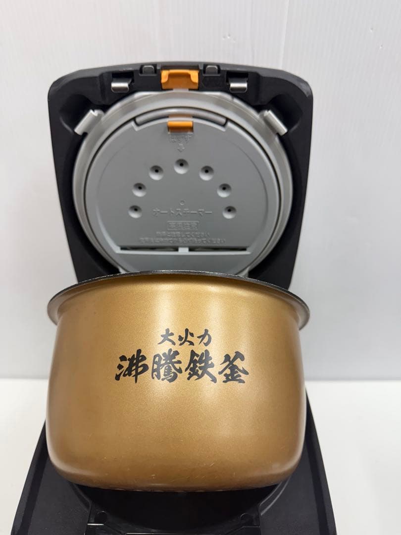 HITACHI 圧力&スチームIH炊飯器RZ-TS105M 2022年製