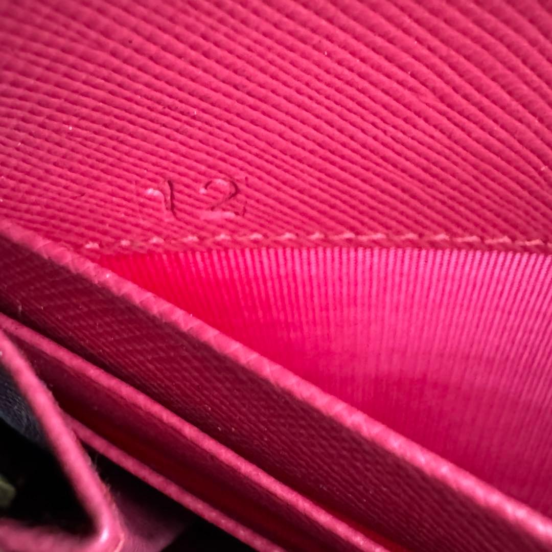 【美品】234 PRADA プラダ ラウンドファスナー 長財布