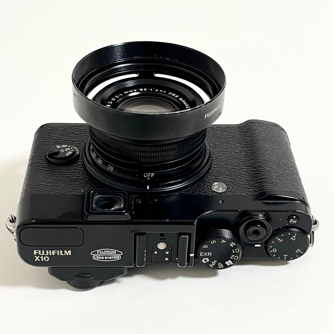 デジタルカメラ FUJIFILM X10