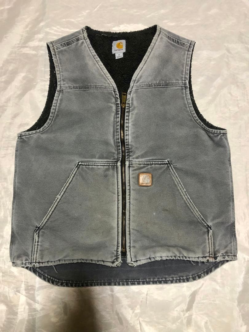 雰囲気◎ 鬼フェード Carhartt V26 BLK ダックベスト