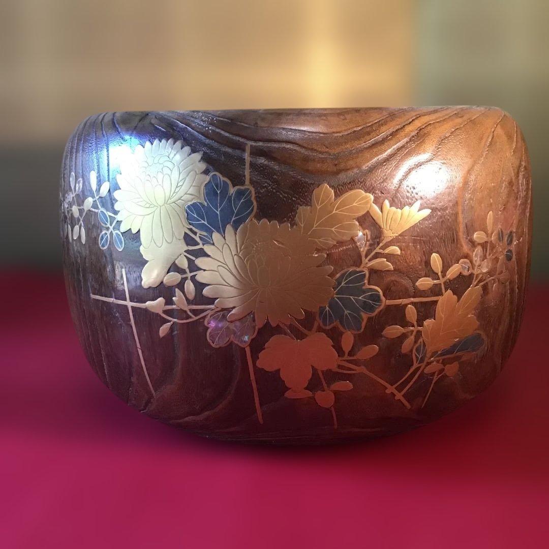 桐金蒔絵貝貼り　菊花図柄　銅落造　高級火鉢　　　　Z1