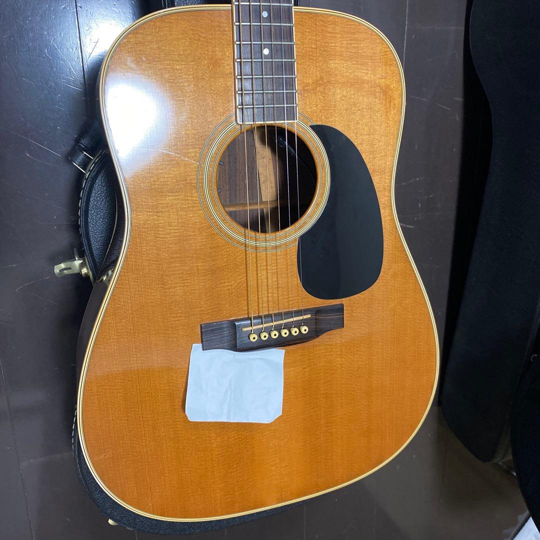 アコースティックギター　martin