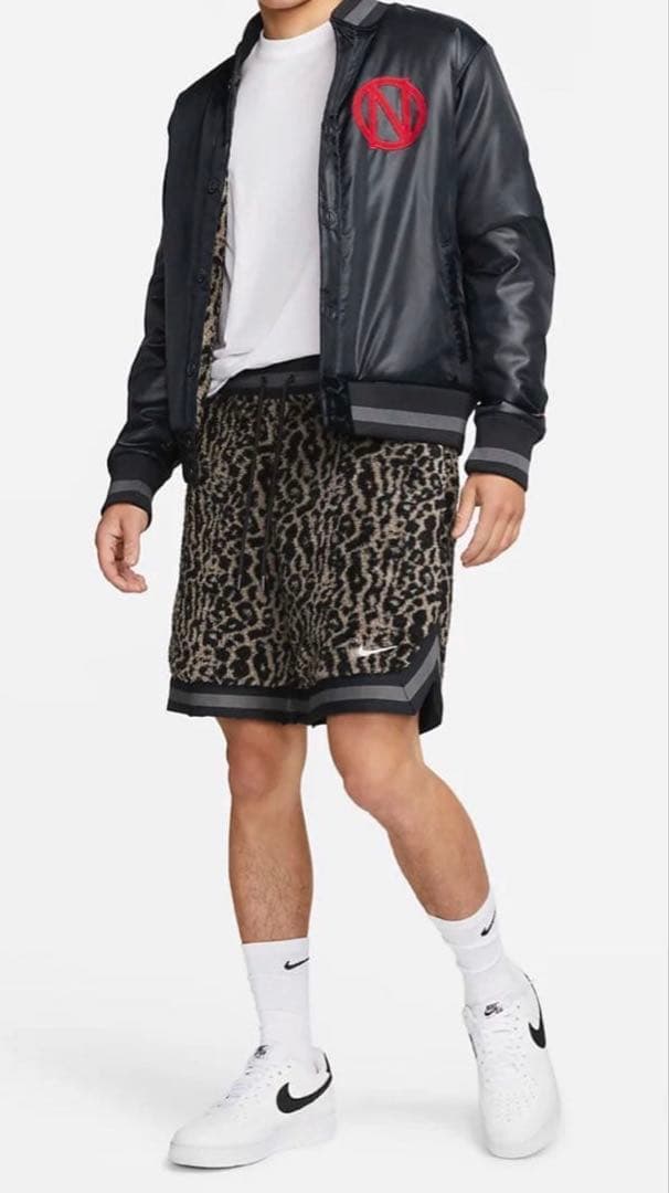 Nike ヒョウ柄 フリースショートパンツ