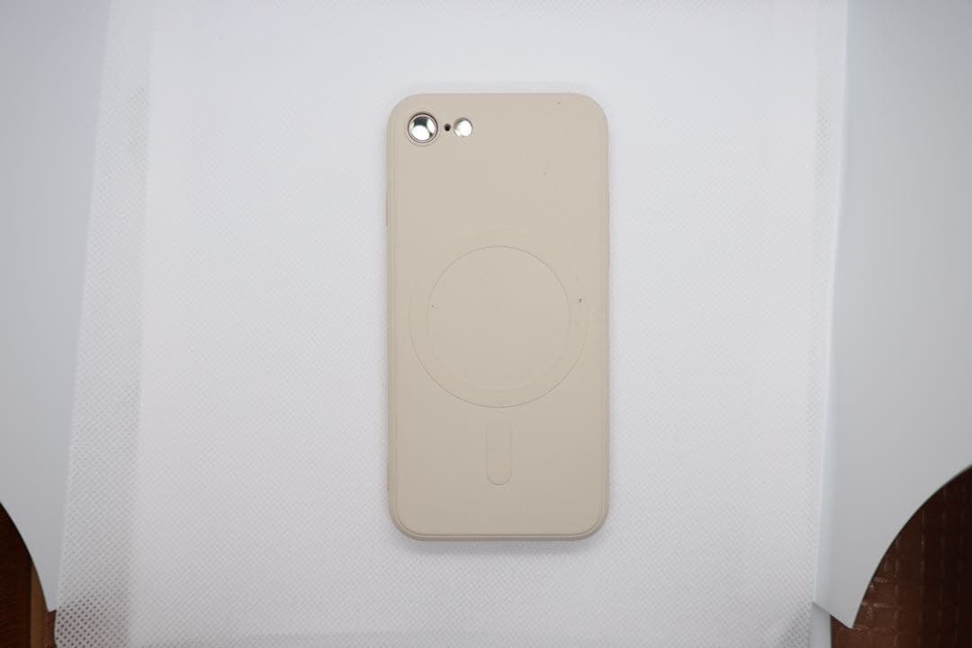 Iphone 8 海外部隊 シャッターなし 77%