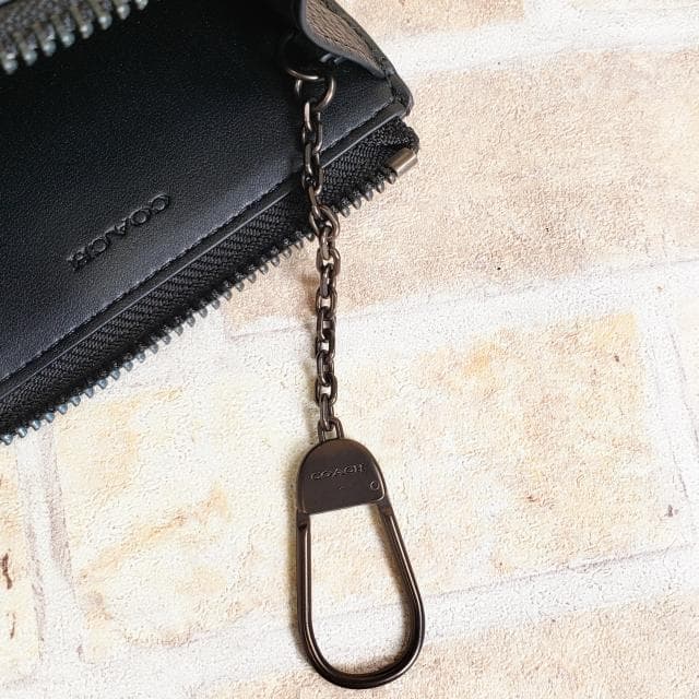 未使用 コーチ ☆ ペブルレザー Lジップ キーケース ブラック COACH