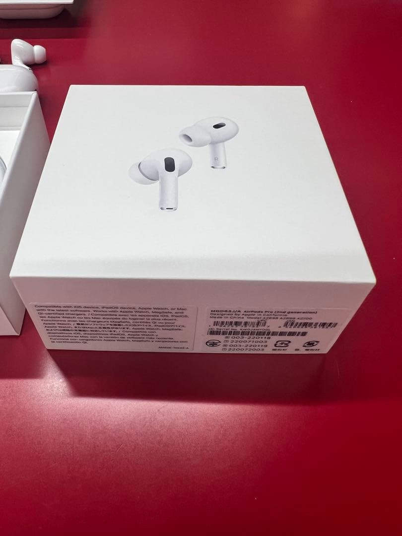 【美品】AirPods Pro2　第2世代 MQD83J/A（アップル純正品）
