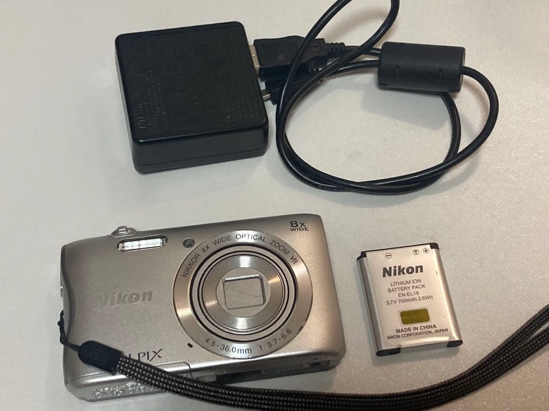 デジタルカメラ Nikon COOLPIX S3700