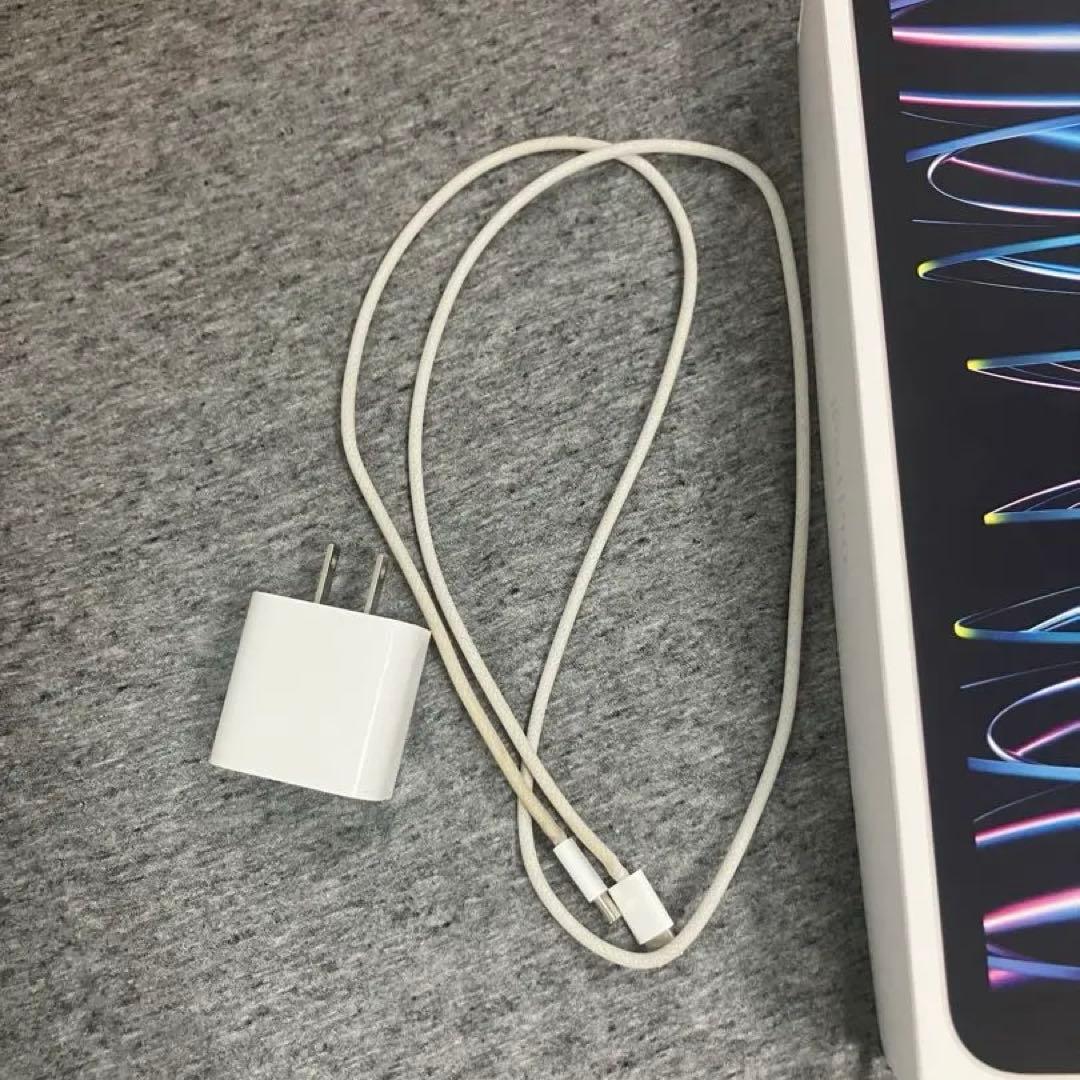 iPad Pro 第4世代 11インチ 128GB Wi-Fi シルバー