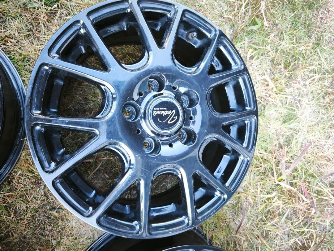 ①ゆゆ 2本分 15インチアルミホイール 6J ブラック 黒