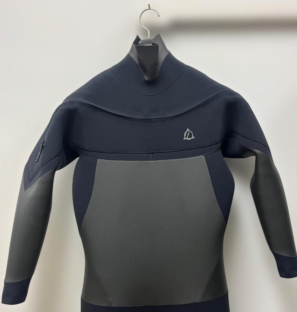 FEVR セミドライスーツ 5/3mm 裏起毛