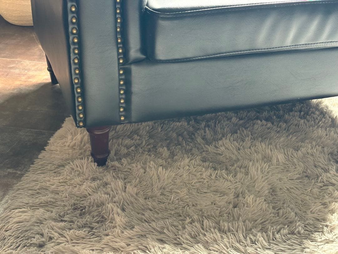 本革　チェスターフィールド　アームチェア　リベット打ち　ボタンダウン　YZ