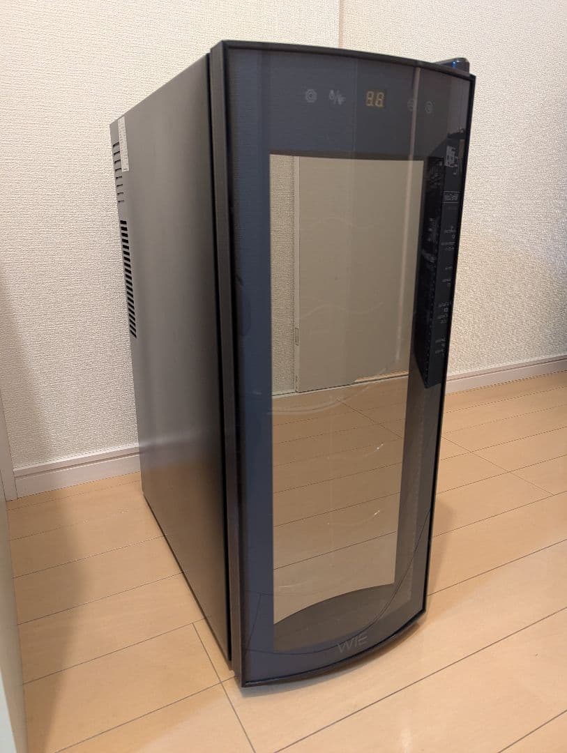 WIE 電子ミニワインクーラー 32L WIWCTE12BFGADX