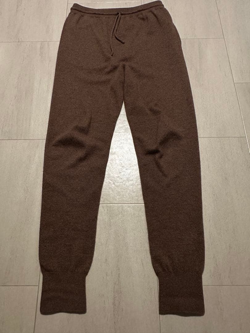 kone×Kazuko Hayasaka cashmere jodhpurs