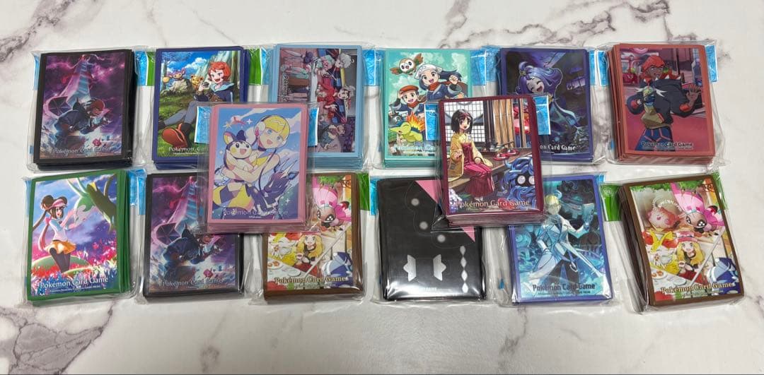 ポケモンカード　公式スリーブ　キャラクター