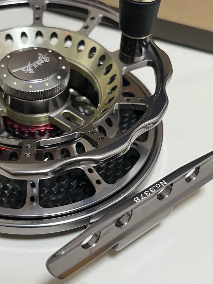 【値引き不可】黒鯛工房THEヘチリミテッド88W-TG