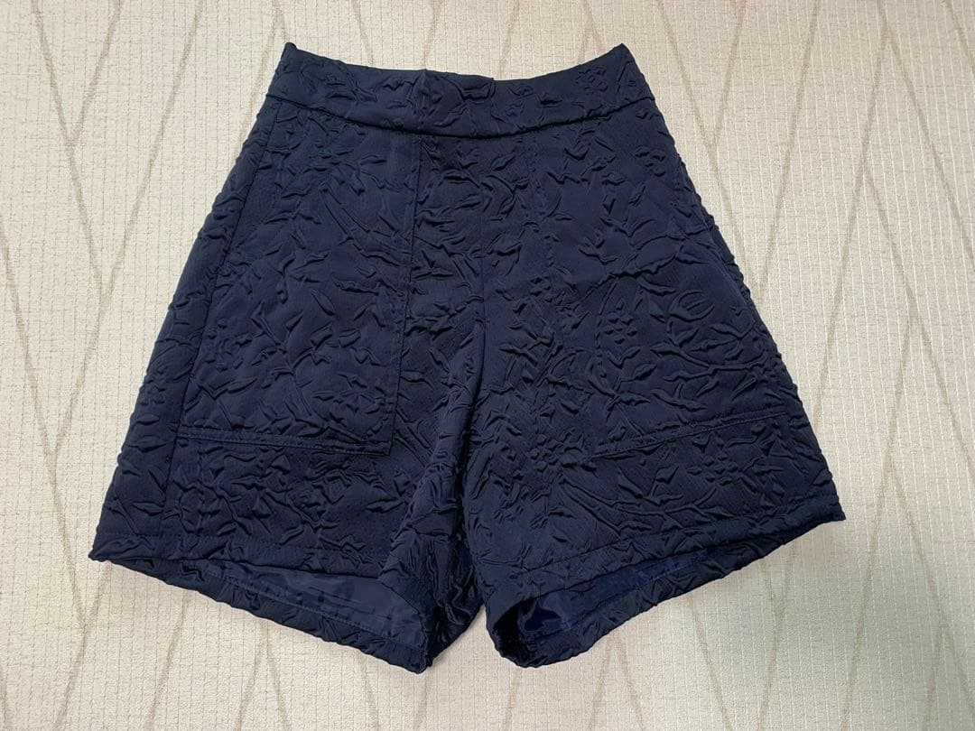 ST.ROONEY　セントルーニー　エンボス　ショートパンツ