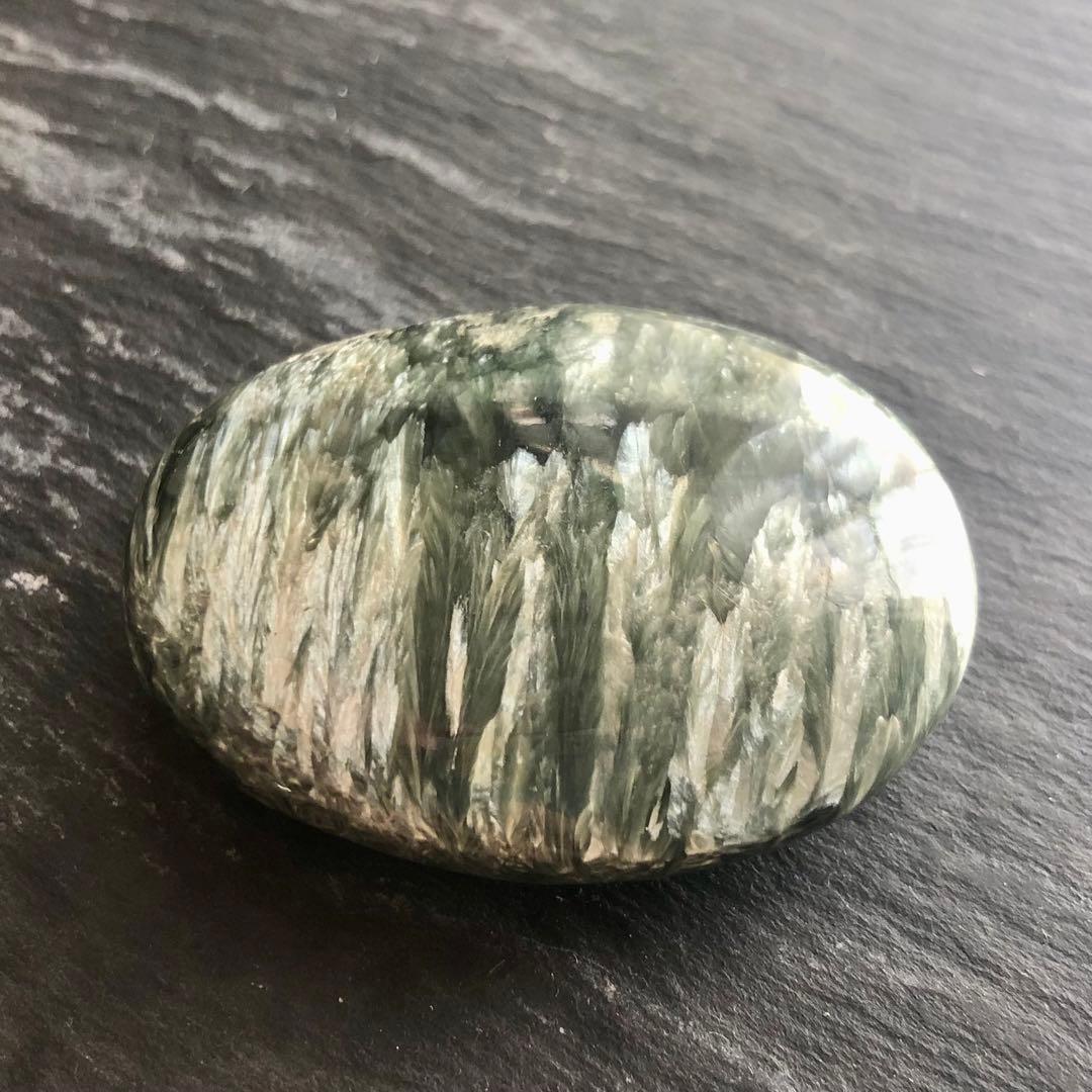 天然石　特大セラフィナイト　パワーストーン