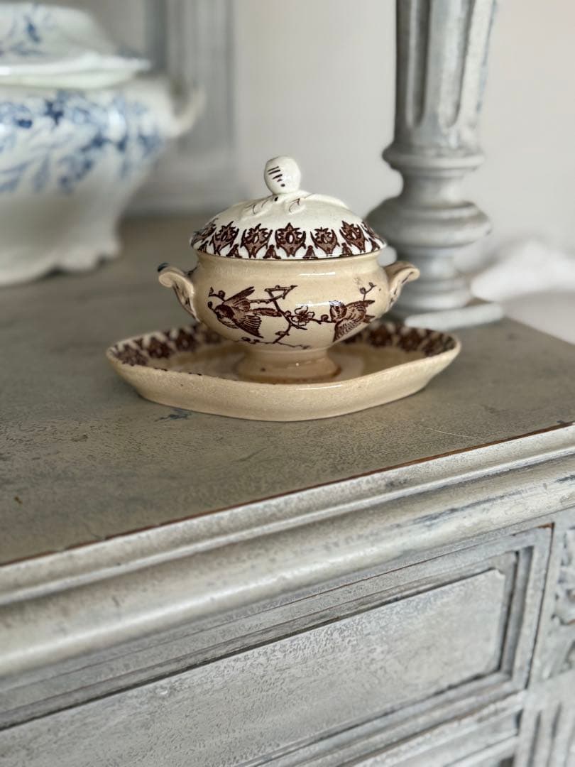 フランスアンティークショワジールロワ連なる小鳥柄のムタディエマスタード入れ