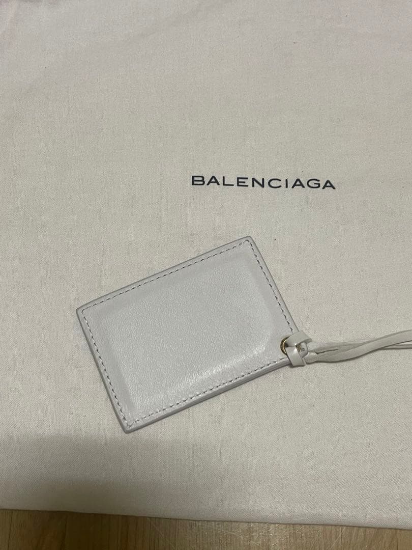 BALENCIAGAジャイアントエンべロープ　スタッズ　クラッチバッグ