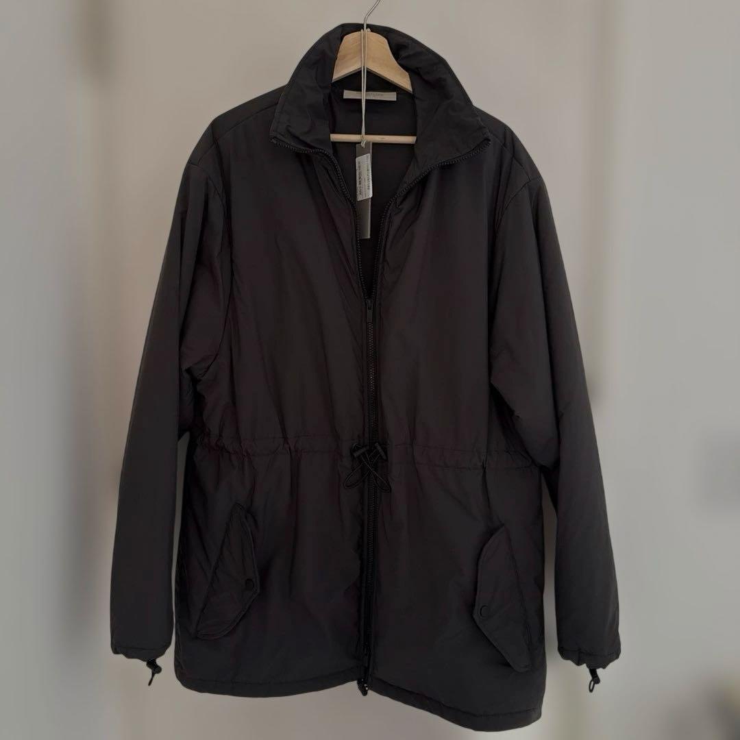 ESSENTIALS STORM JACKET Sサイズ