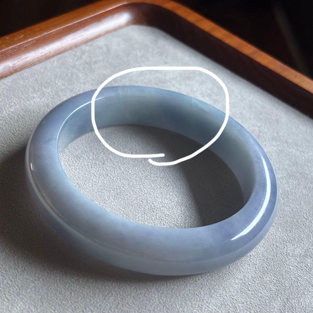 Alicia-shiva　ミャンマー産天然本翡翠A貨糯氷種紫色 バングル