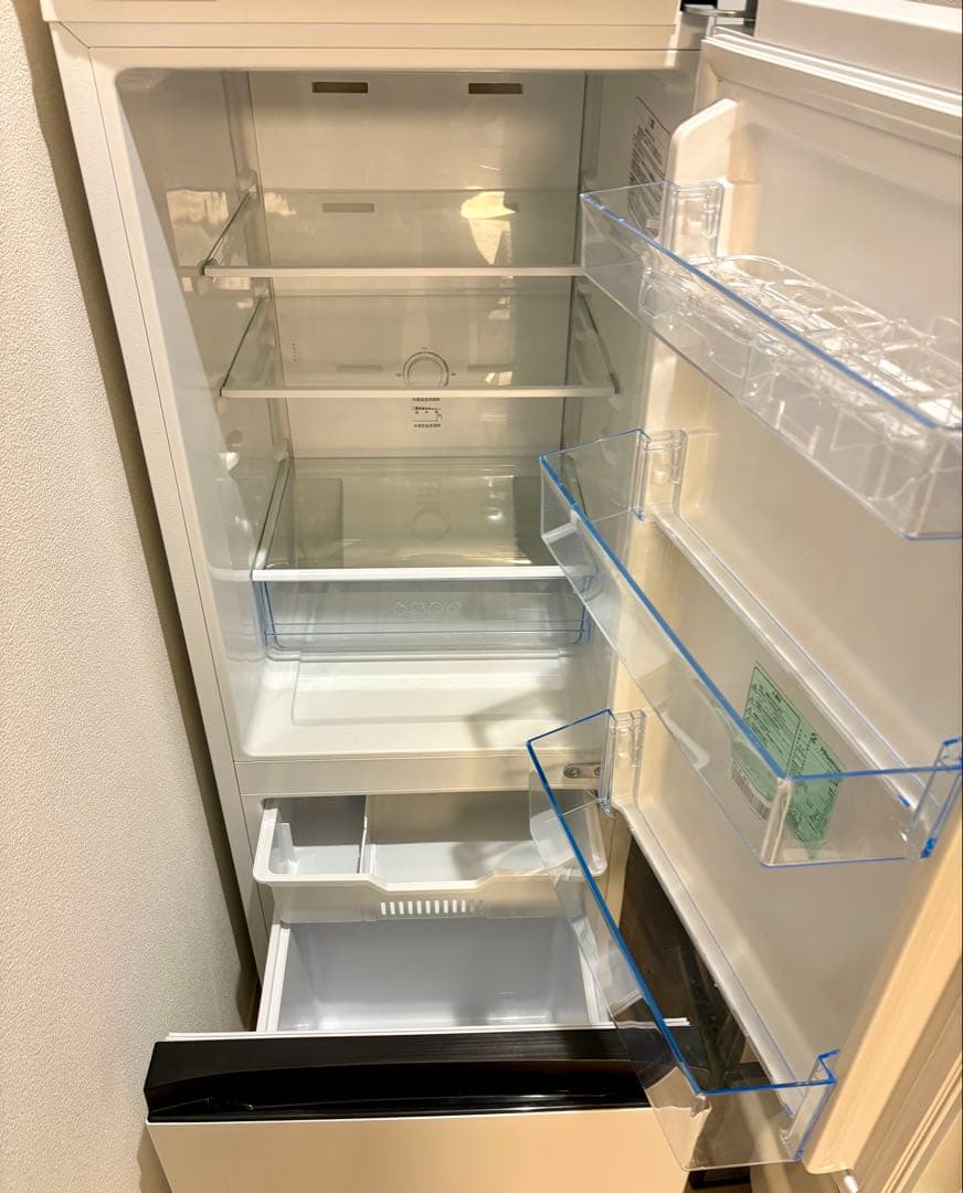 【年内お値下げ！】2024年製 Hisense HR-D16F 162L冷蔵庫