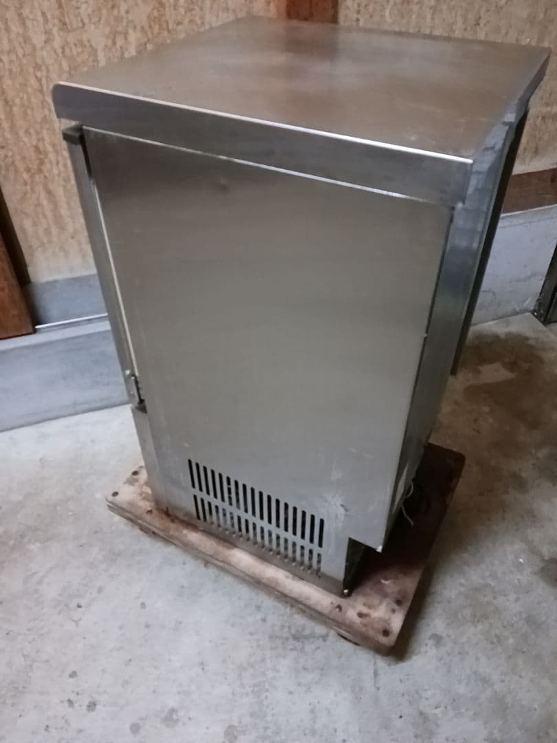 ダイワ　業務用製氷機　DRI-25LME 　ホシザキ　キューブアイス