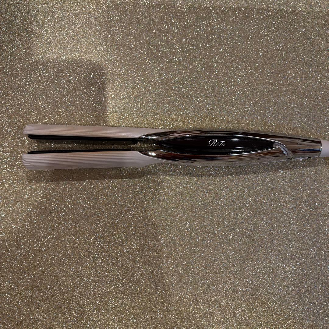 ReFa ストレートヘアアイロン　新品アイロン台付き