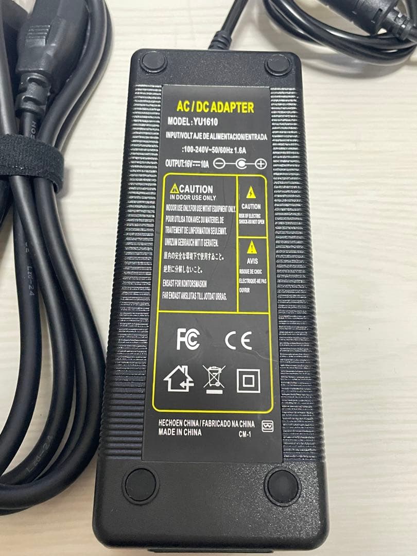 Eonvic製 XLR 4Pin AC/DC電源(16V 10A)