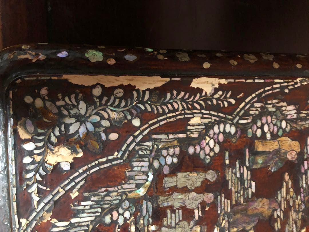 古格漂う唐物もしくは李朝の螺鈿細工文箱