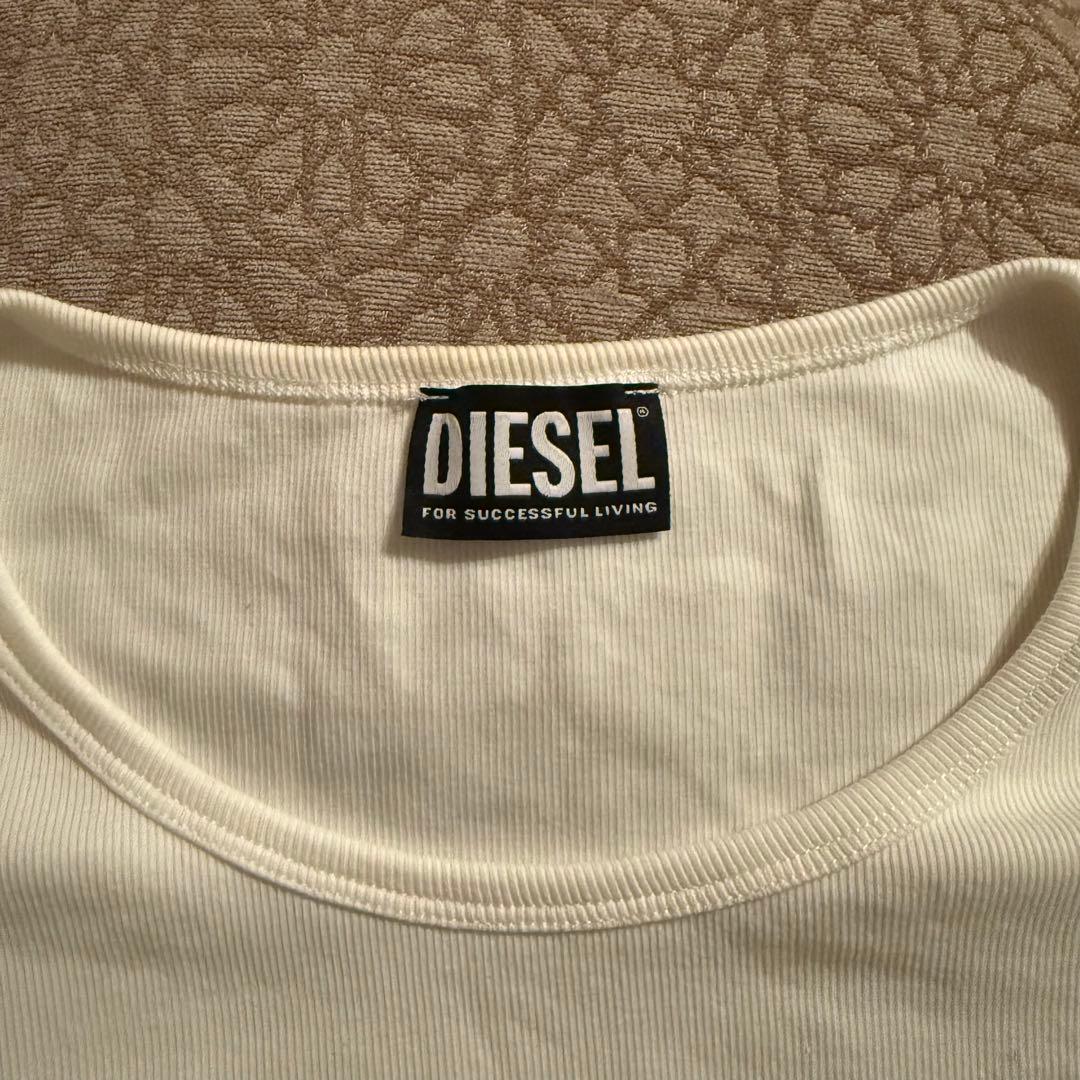 DIESEL ロゴ Tシャツ ロンT ショート丈 クロップド ホワイト 白