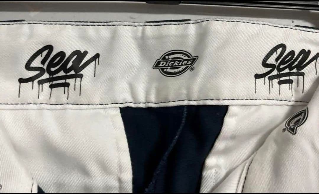 wind and sea x Dickies 　ウィンダンシー