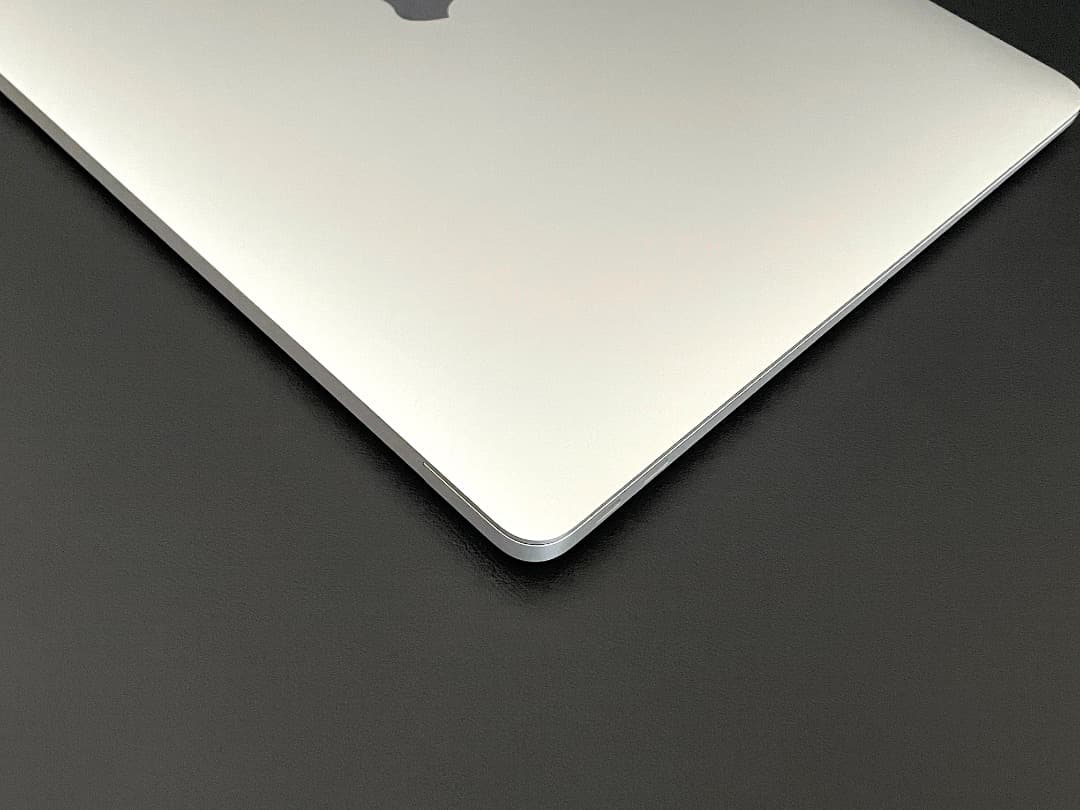 MacBook Air 13.3㌅ 2020 Core i7_16GB_2TB