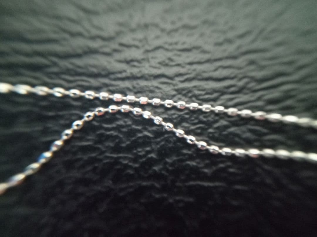 【K18WG】 エメラルドボールチェーンネックレス