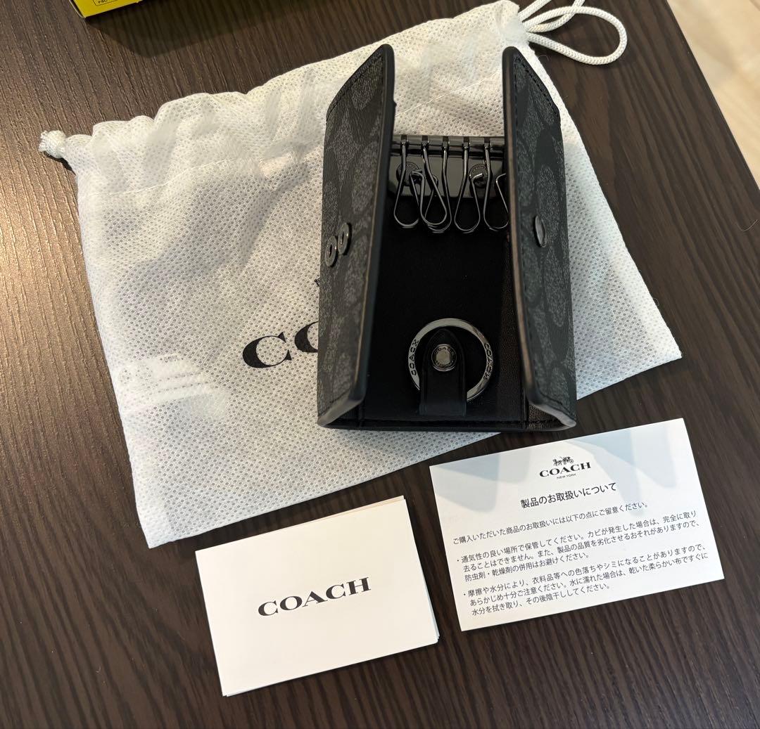 COACH グレー レザー キーケース 新品未使用