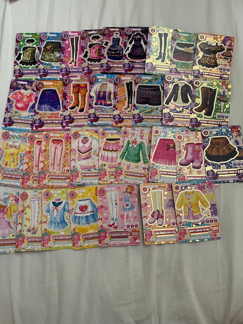 アイカツカード まとめ売り約270枚プレミアム19枚 枚大量 初期 学生証