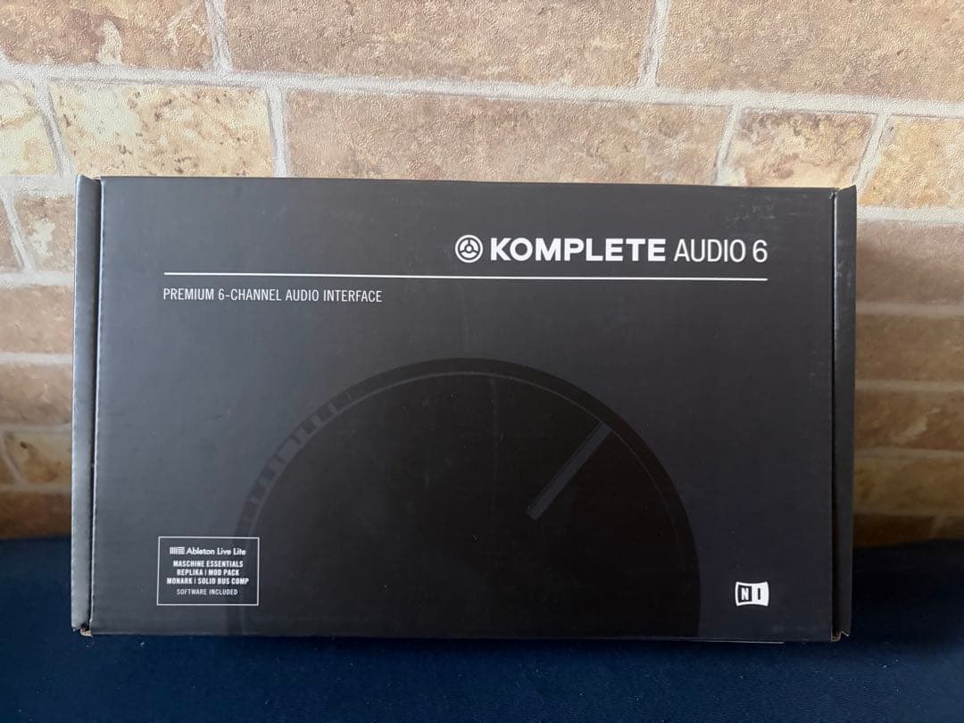 DTM・DAW KOMPLETE AUDIO6 MK2 NativeInstruments