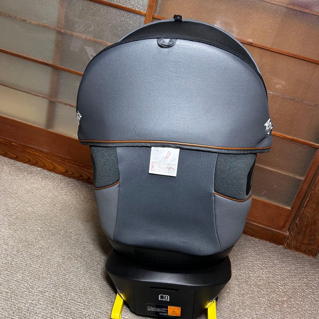 【未使用級✨美品】アップリカ クルリラ ビッテ チャイルドシート ISOFIX