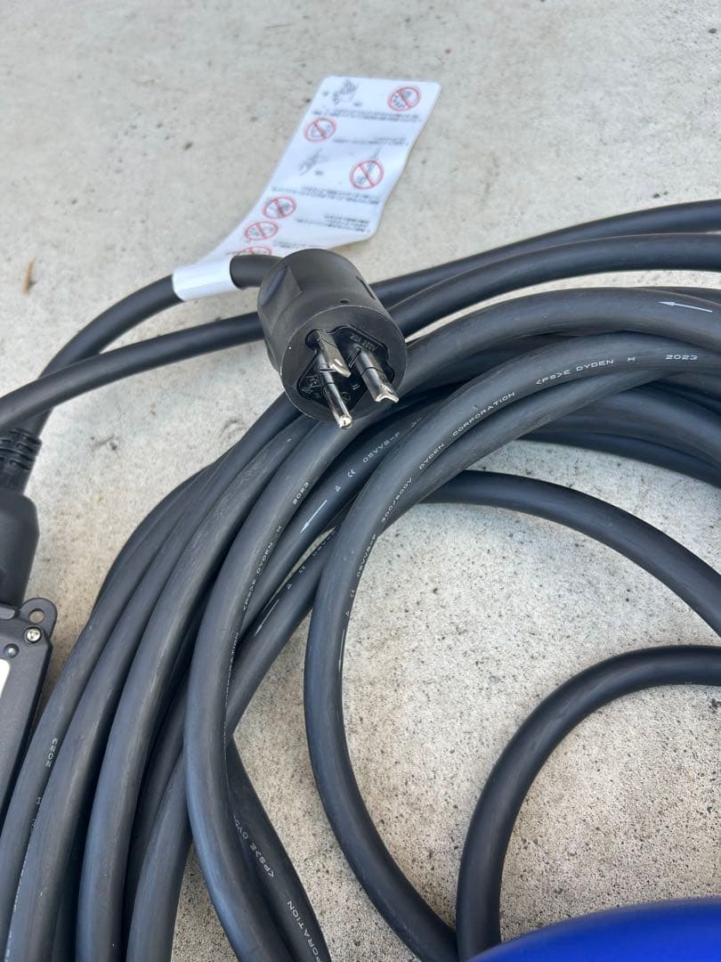 トヨタ 純正　PHEV充電ケーブル 200V 15M