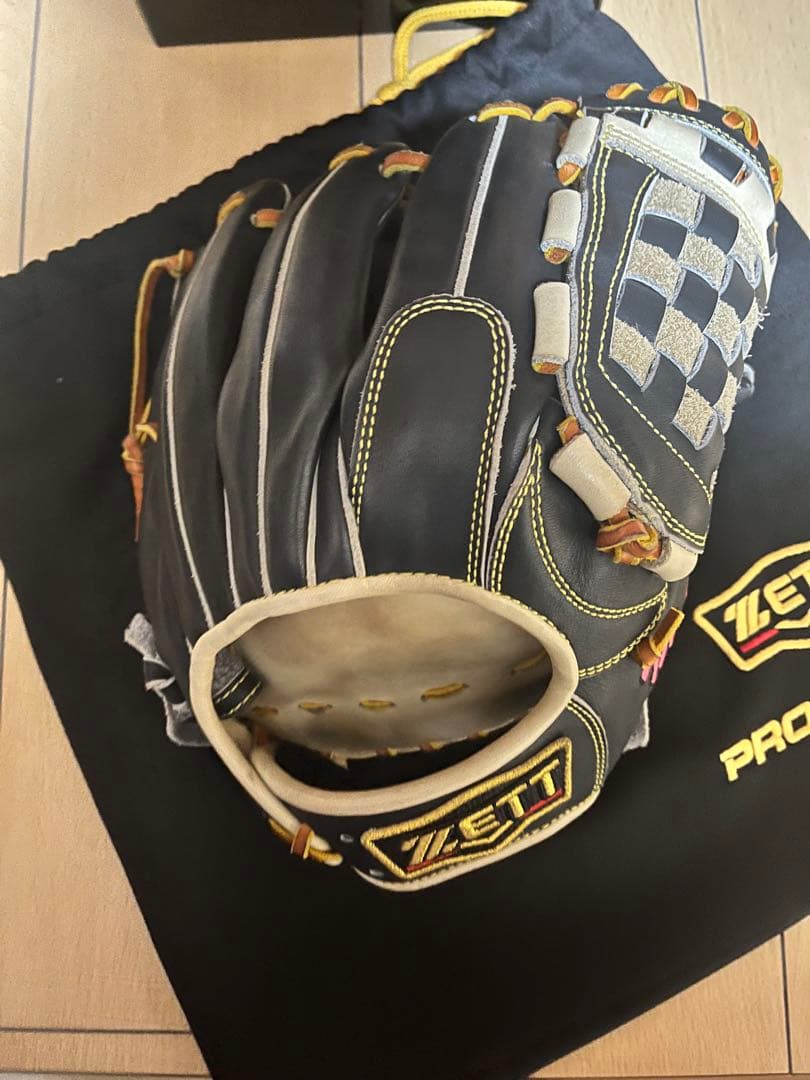 ☆KUMAMON☆  ZETT プロステイタス 軟式 オーダーグラブ