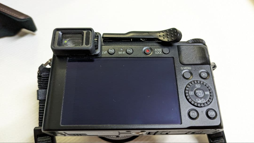 Panasonic DMC-LX100 ミラーレスカメラ