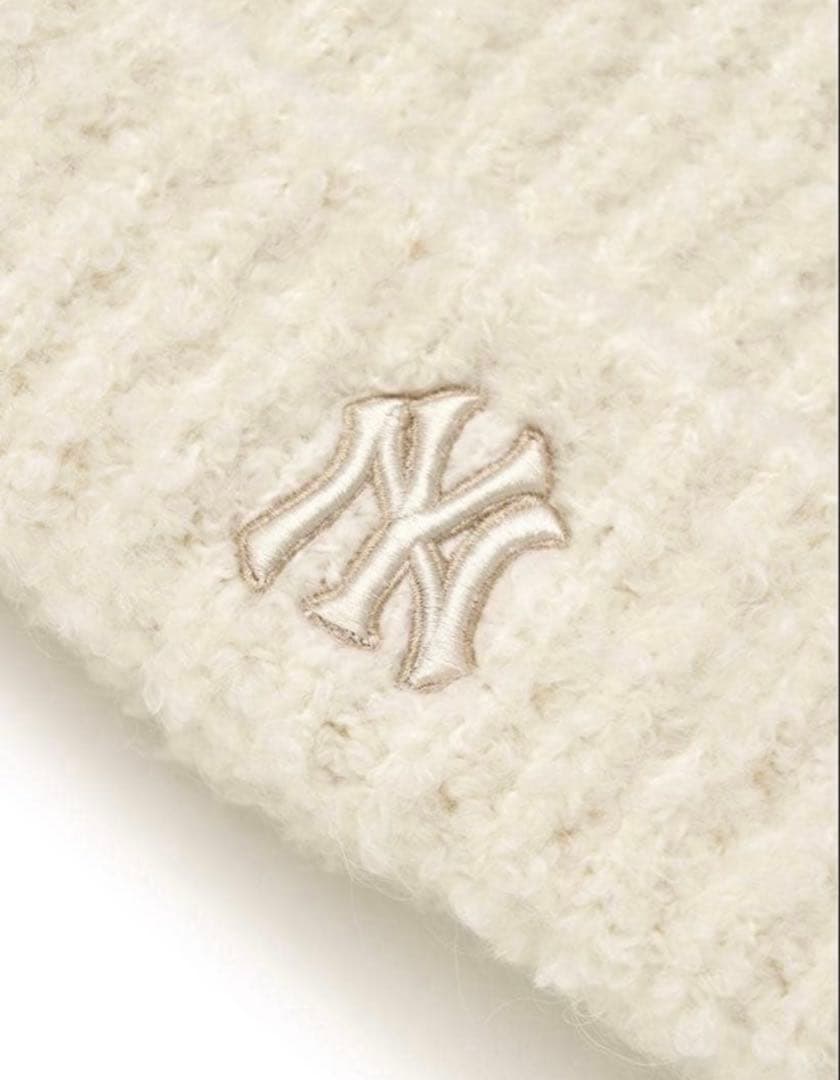 韓国限定　MLBkoreaニット帽 クリーム　ネコ耳