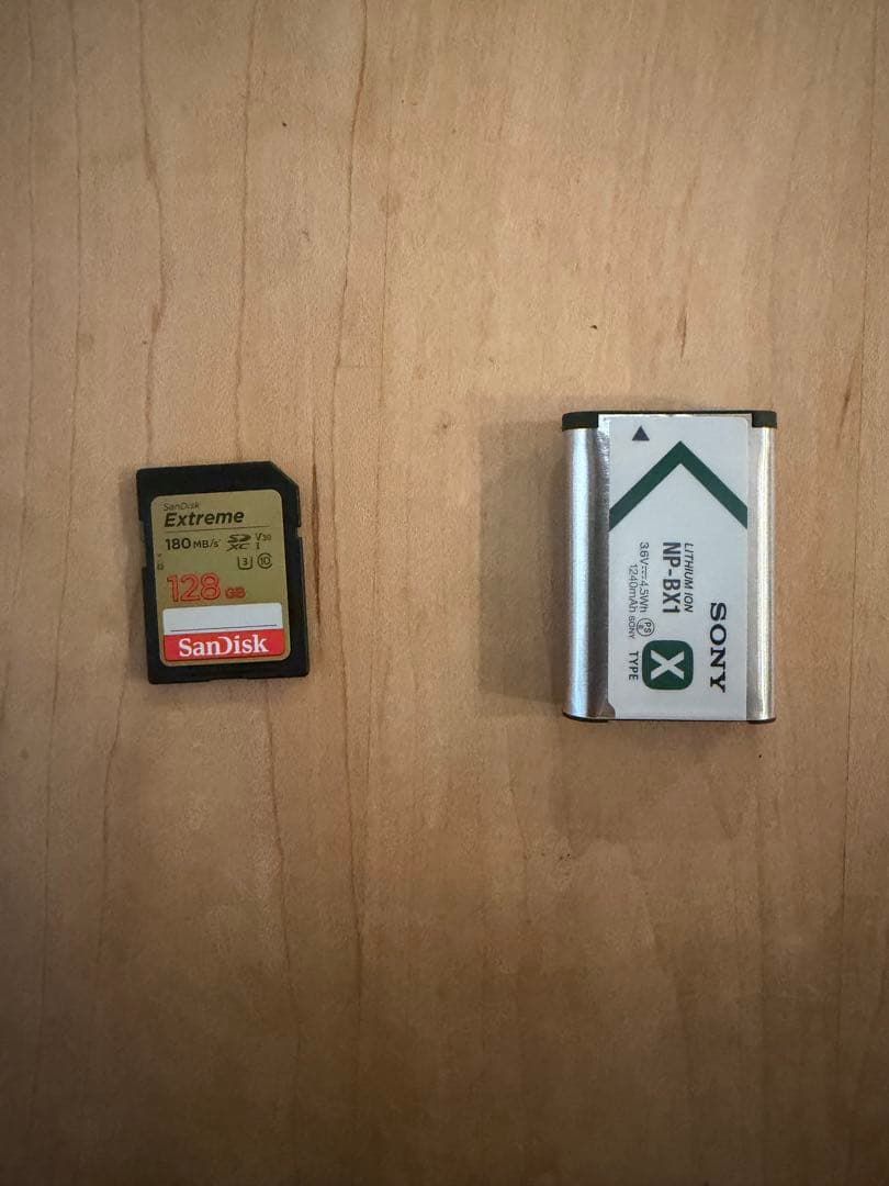 デジタルカメラ SONY Cyber-shot DSC-RX100M7