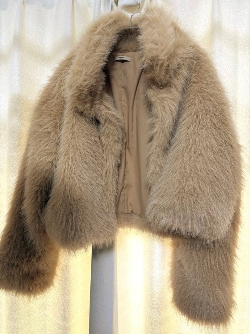 mystic ショートファーコート　FREE SIZE