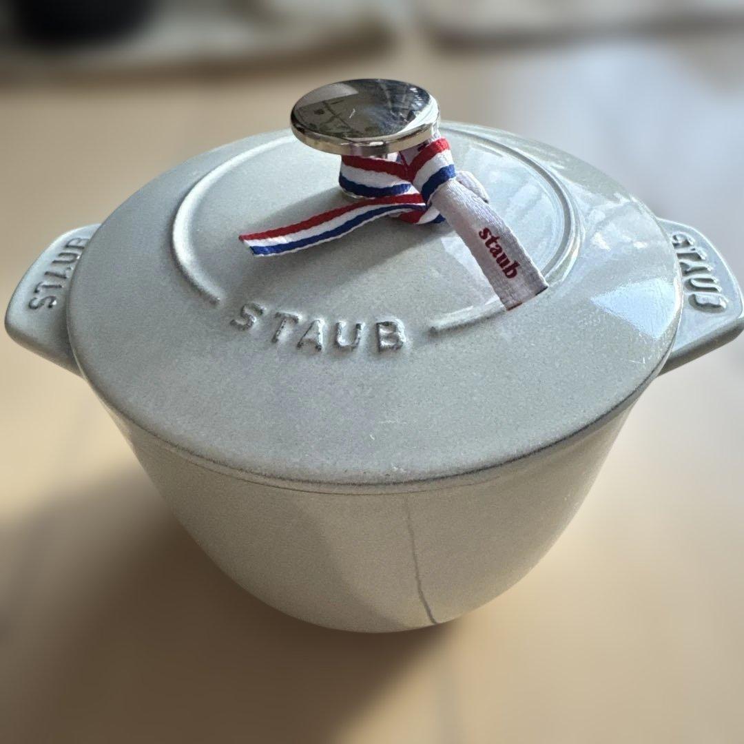 新品　ストウブ　ラ ココット デ ゴハン Mサイズ　白