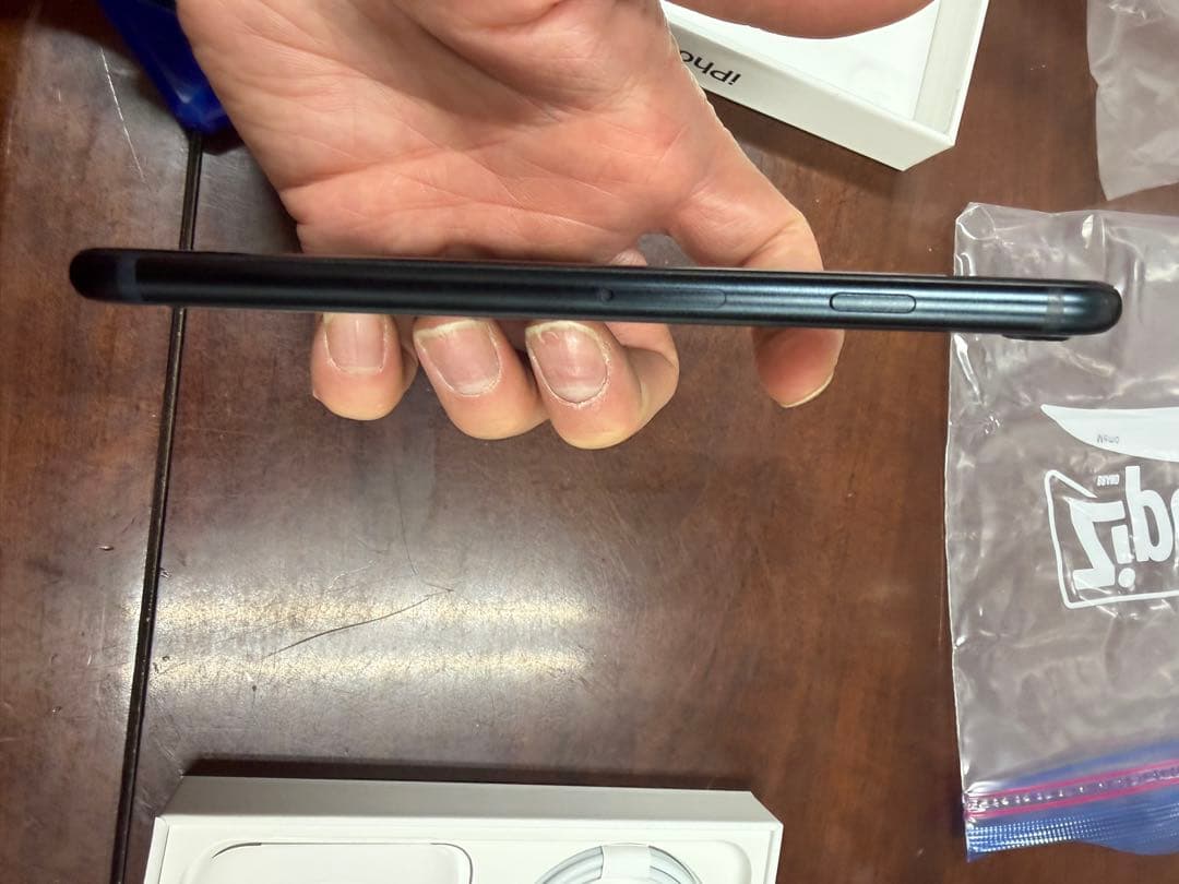 iPhone SE 第3世代