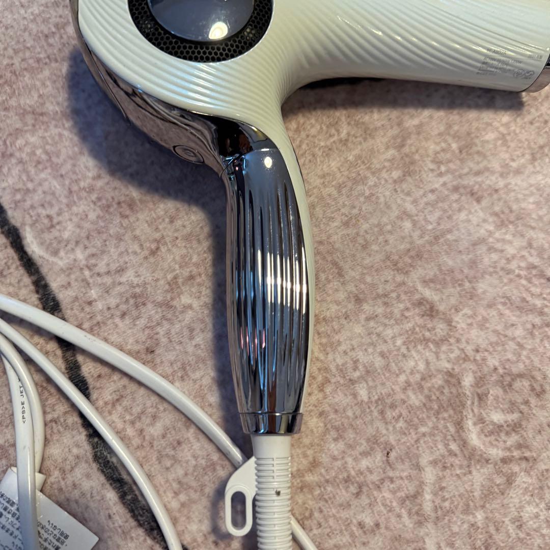 リファ　ドライヤー　2021年製　RE-AB02A